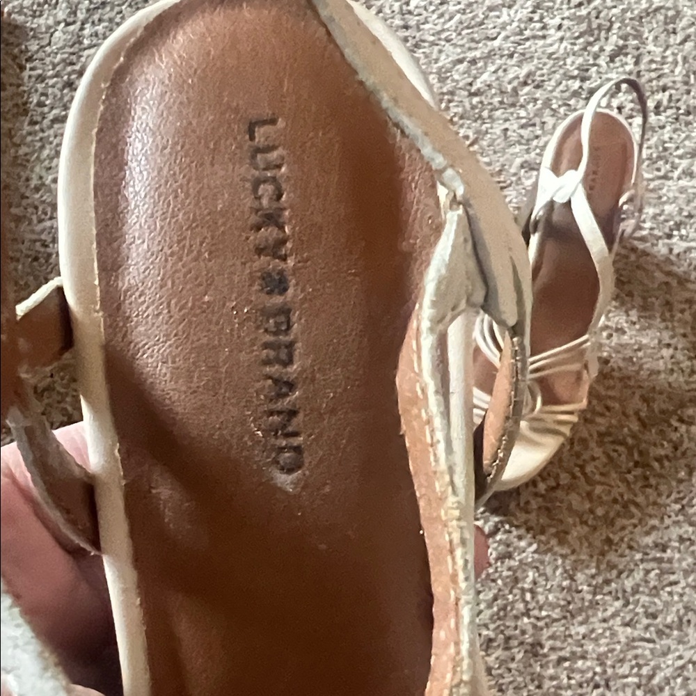 Lucky Brand Women's Tan Strappy Sandals Sz 10 - Picture 2 of 7